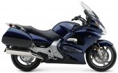 2004 Honda ST 1300 photo